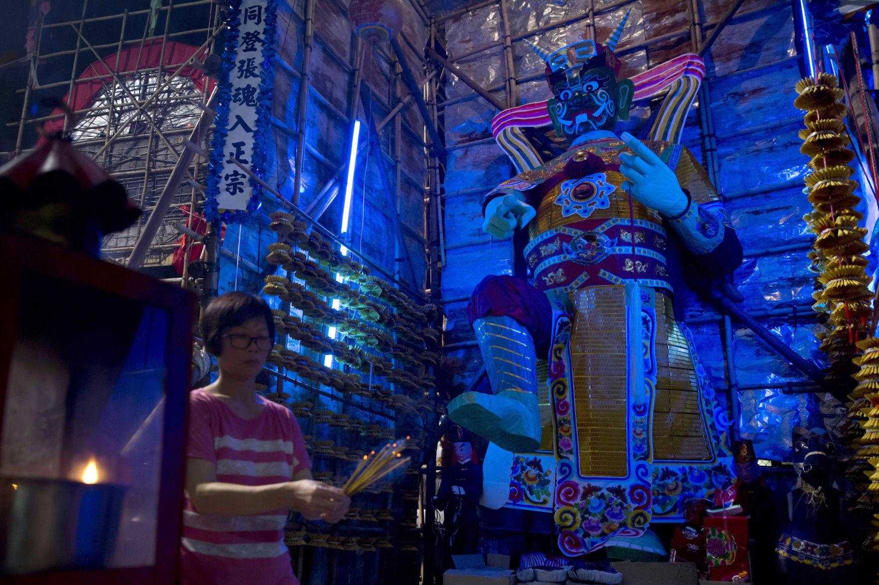 Hong Kong Hungry Ghost Festival Photo Gallery